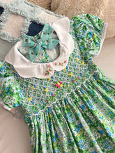 Load image into Gallery viewer, Arlet (Children smock Dress)