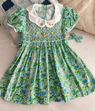 Load image into Gallery viewer, Arlet (Children smock Dress)