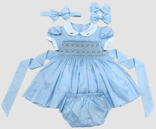 Load image into Gallery viewer, Alice (Children smock Dress)