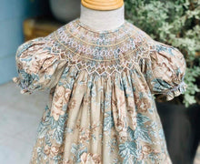 Load image into Gallery viewer, Lucia (Children smock Dress)