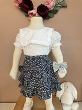 Load image into Gallery viewer, Jenna set ( top and skirt)