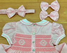 Load image into Gallery viewer, Allie (Children smock Dress)
