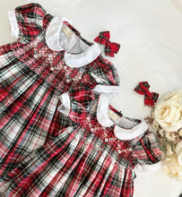 Load image into Gallery viewer, Alicia (Children smock Dress)
