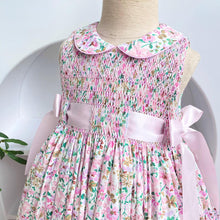 Load image into Gallery viewer, Allie  (Children smock Dress)
