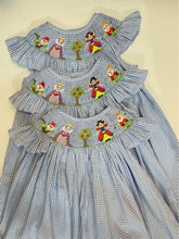 Load image into Gallery viewer, Amayah Snow White smock dress
