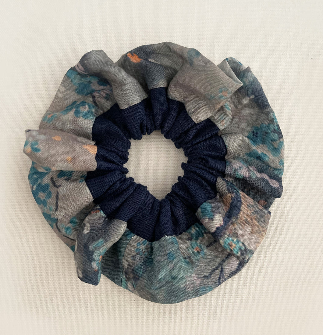 Hair Ties - Scrunchie - Silk Linen 1