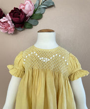 Load image into Gallery viewer, Mustard linene (Children smock Dress)
